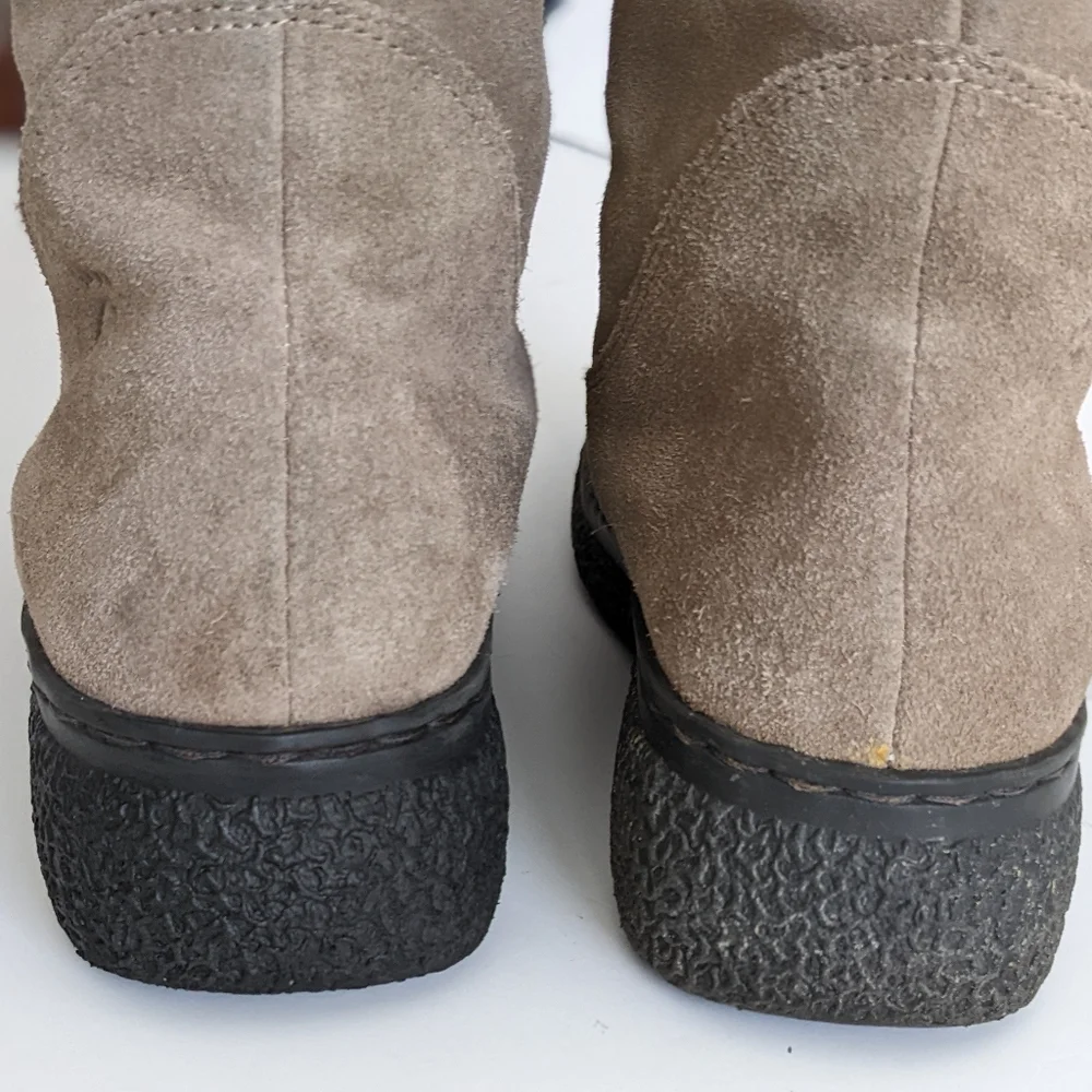 Baretraps Whitney Beige Suede Fur Lined Boots Size 10